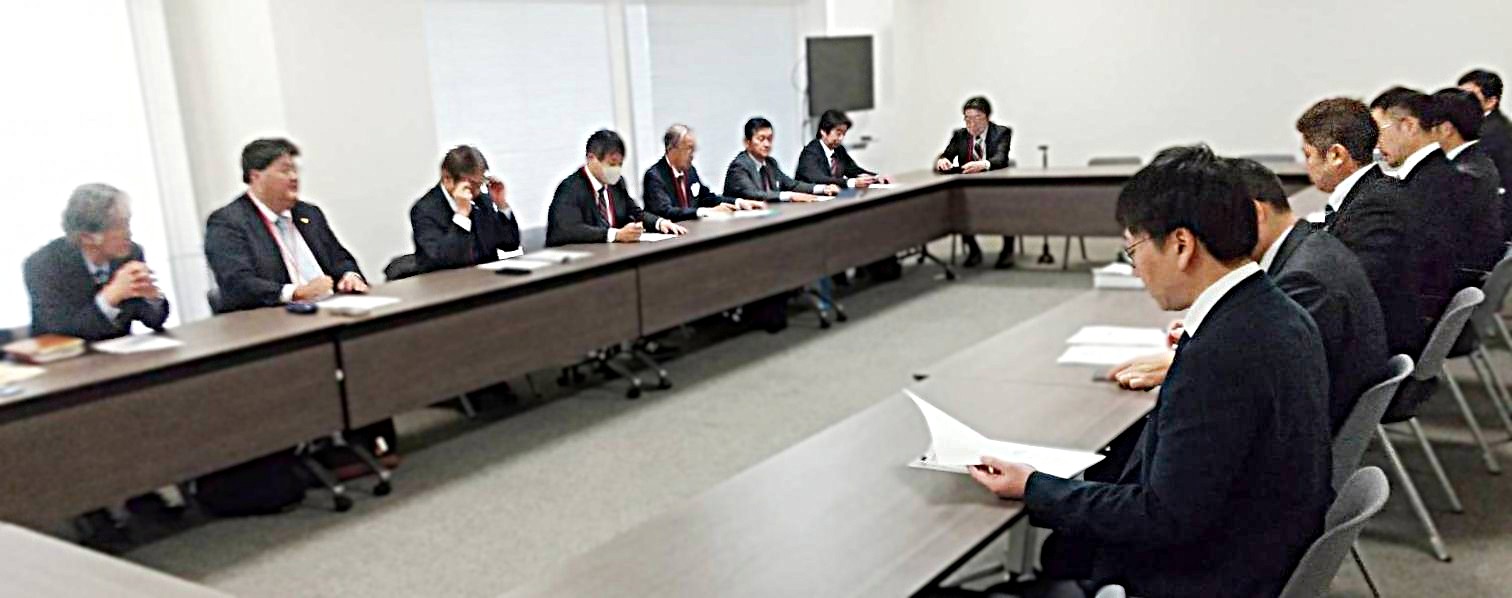 �����ȁA���J�ȁA�S�^�N�A�ɗv����`�����i�ʐ^�͍����ȂƂ̌��j���R���T���A�����E���y��ʏȓ���c��